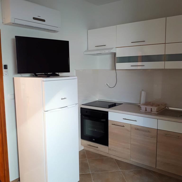 Apartment Tea Nin Kültér fotó
