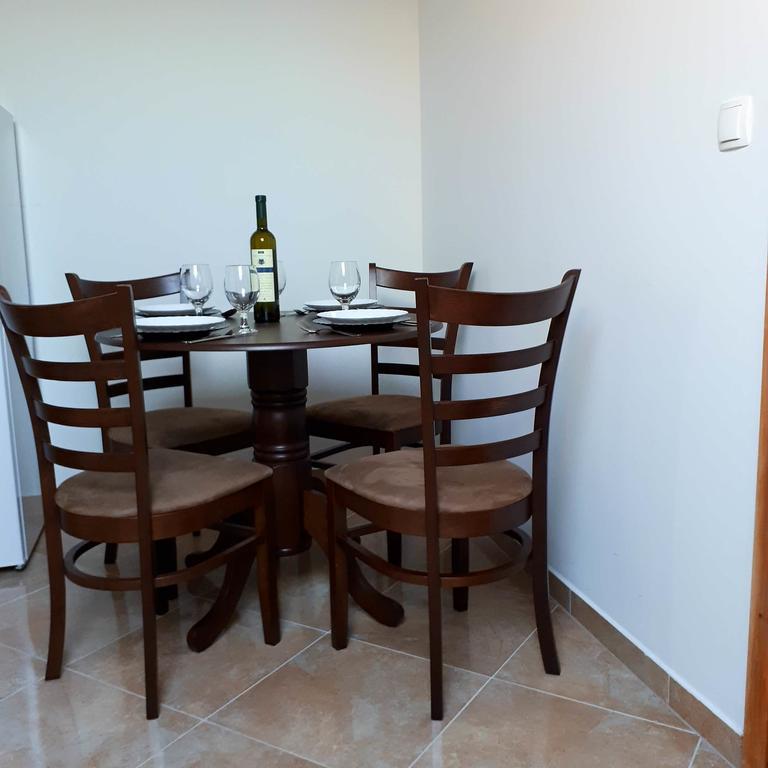 Apartment Tea Nin Kültér fotó